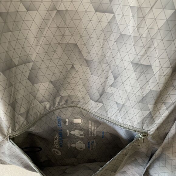 Asics Men Windbreaker Jacket Hood Water Wind Resistant Grey Large Pockets Zipper - Picture 12 of 16